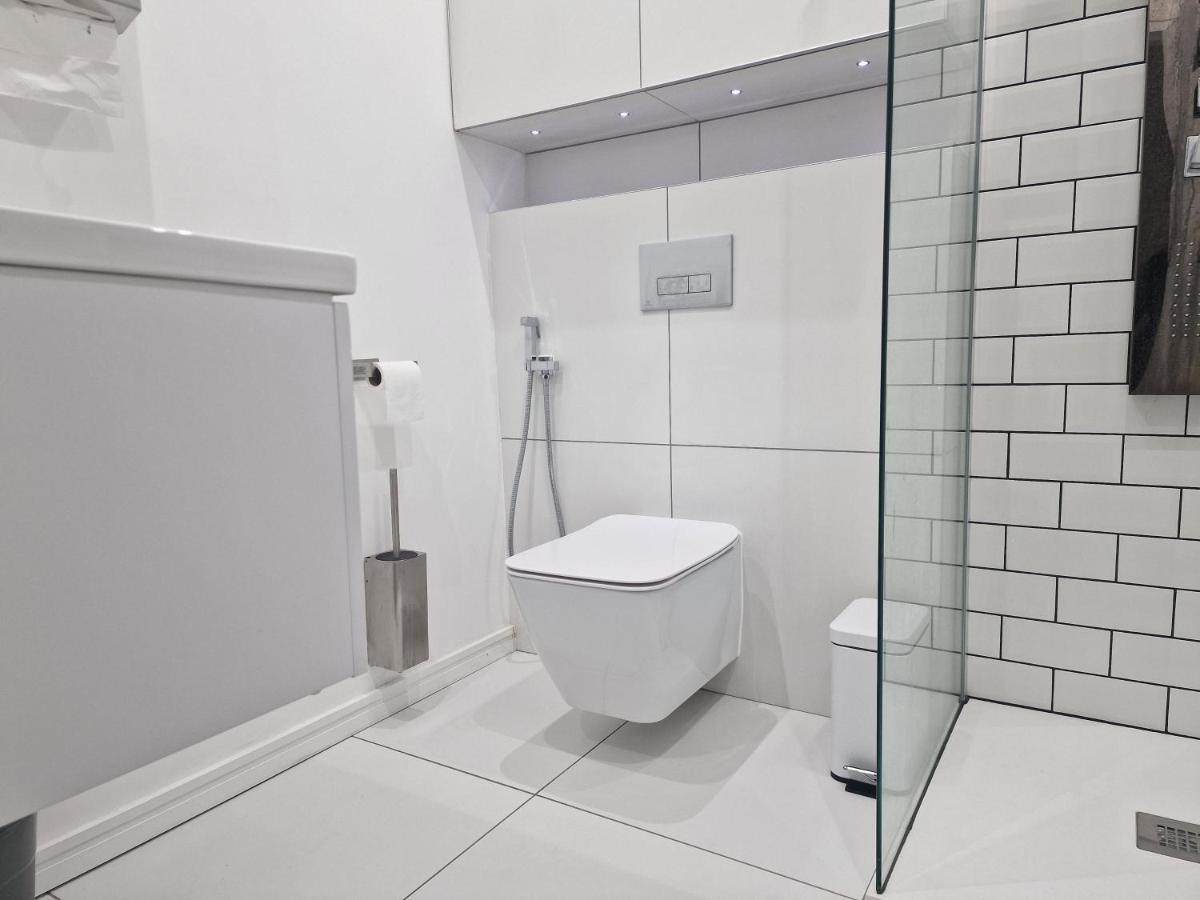 Beautiful Rooms In London Exteriör bild